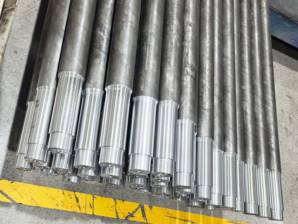 选购高分子托辊的时候我们应该注意它的哪些优势